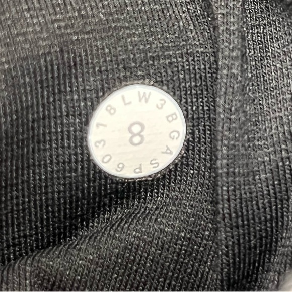 Lululemon forever endeavour long sleeve black and white size 8 like new - Picture 9 of 14